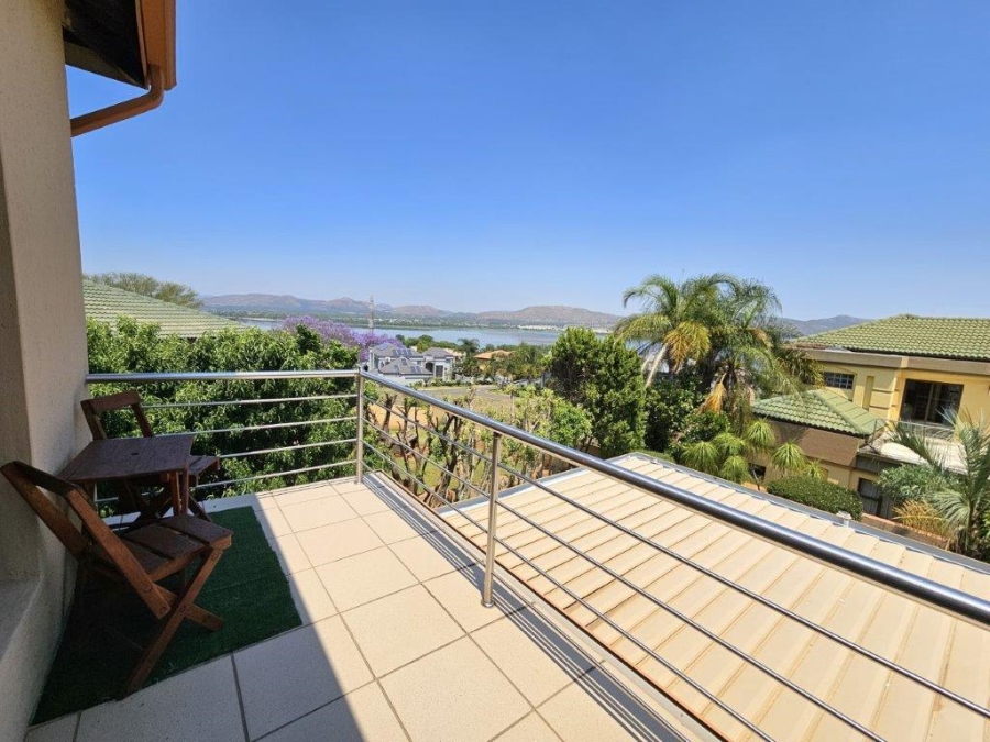 4 Bedroom Property for Sale in Kosmos Ridge North West